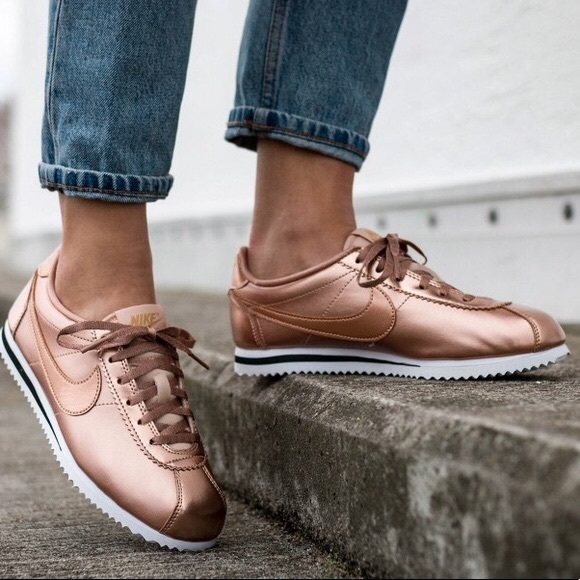 nike cortez metallic rose gold